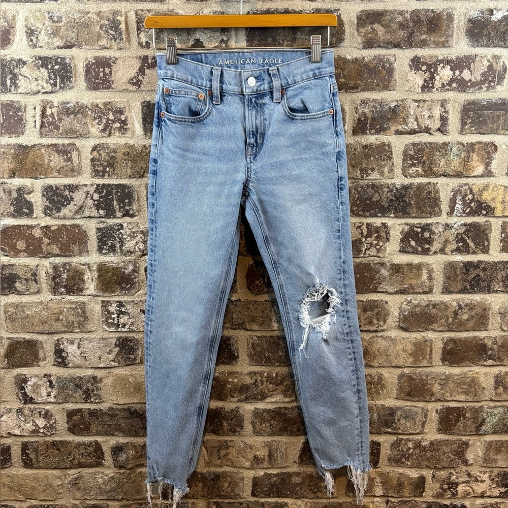 American Eagle Outfitters Women's Distressed Blue Jeans Juniors Sz 00